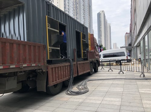 和田柴油发电机空气滤清器在不同季节的更换周期是否有差异？