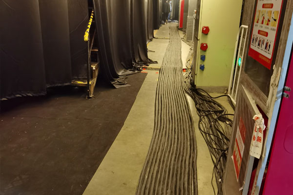 和田柴油发电机组的输出电压可以调节到哪些范围？