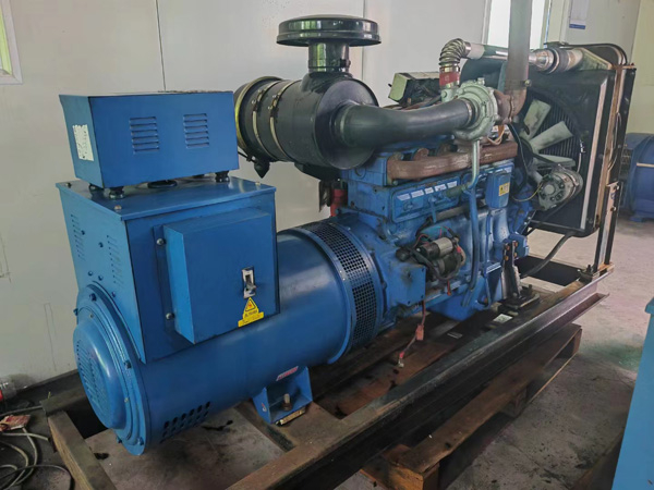 和田100kW柴油发电机组使用多级机油有哪些优缺点？