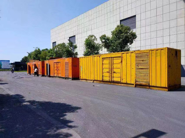 和田环境温度变化对柴油发电机组的性能有哪些具体影响？