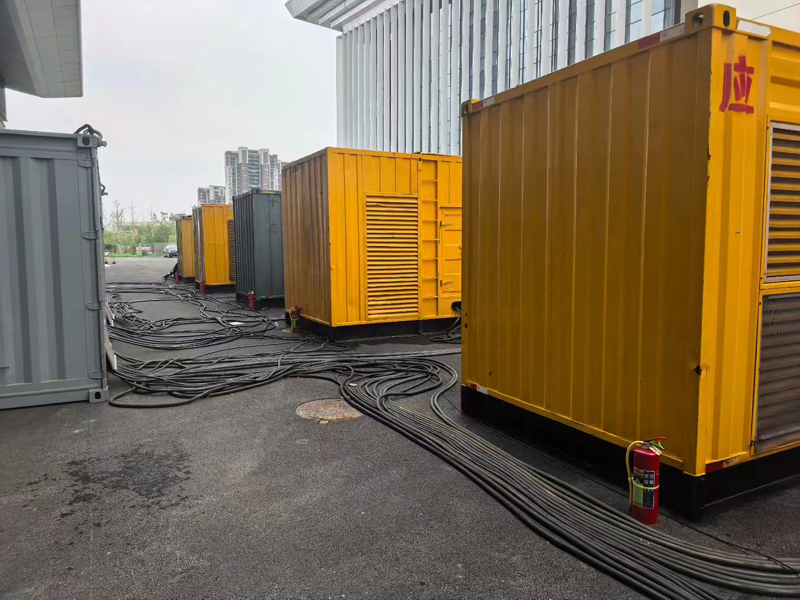 和田柴油发电机组冬季保养有哪些注意事项？